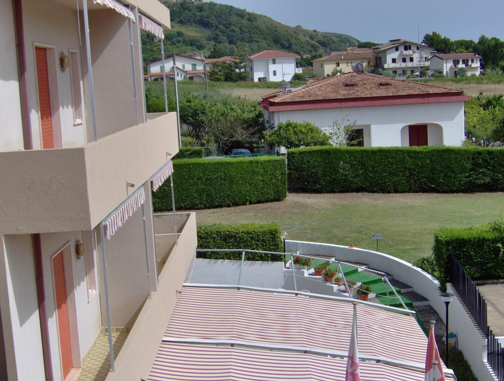 Hotel Svizzero Sangineto Luaran gambar